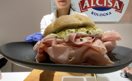 Discover Mortadella Bologna PGI 