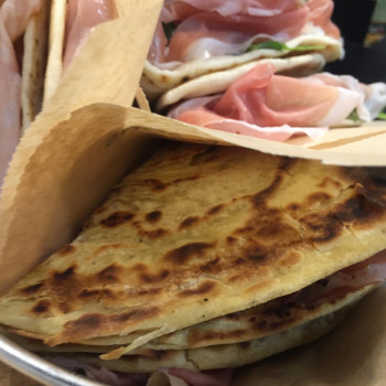 Piadineria Dora & Sons