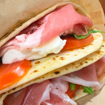 Piadineria Dora & Sons